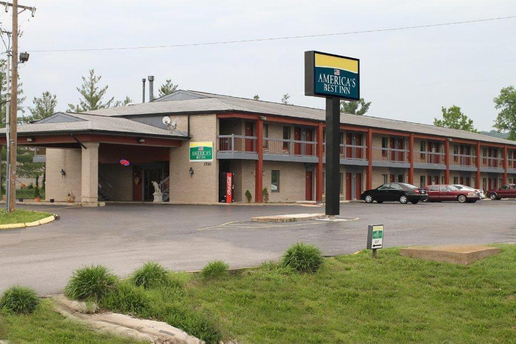 America'S Best Inn & Suites Юрика Екстериор снимка